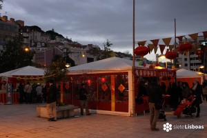 <em>Madim Monisi</em> o la <em>versión</em> china de Martim Moniz <em>Madim Monisi</em> o la <em>versión</em> china de Martim Moniz