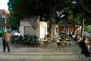 Quioscos del <em>Largo da Graça </em> Quioscos del <em>Largo da Graça </em>