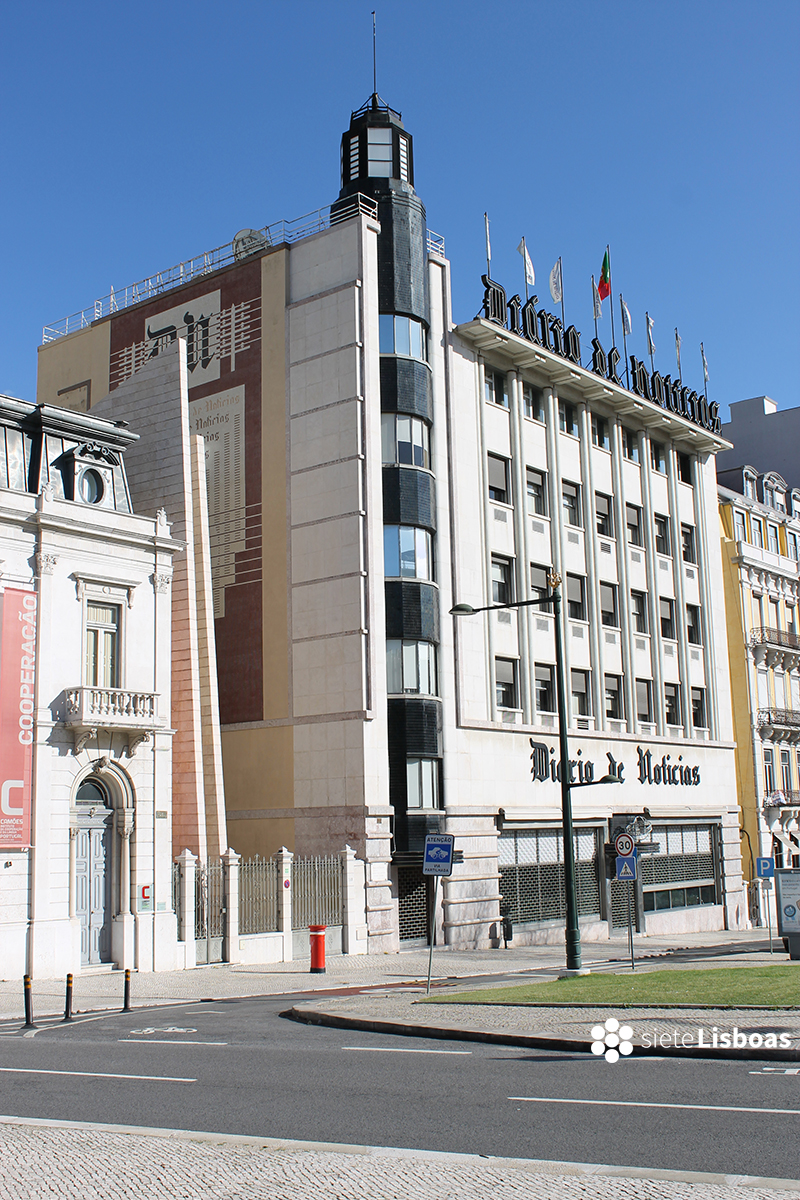 Fotografía del edificio del 'Diário de Notícias' tomada por sieteLisboas.