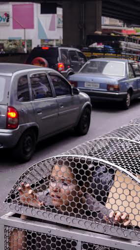 Fotografía de la obra 'Barafonda' interpretada en 'São Paulo' tomada por Flávio Tonnetti, cedida a sieteLisboas.
