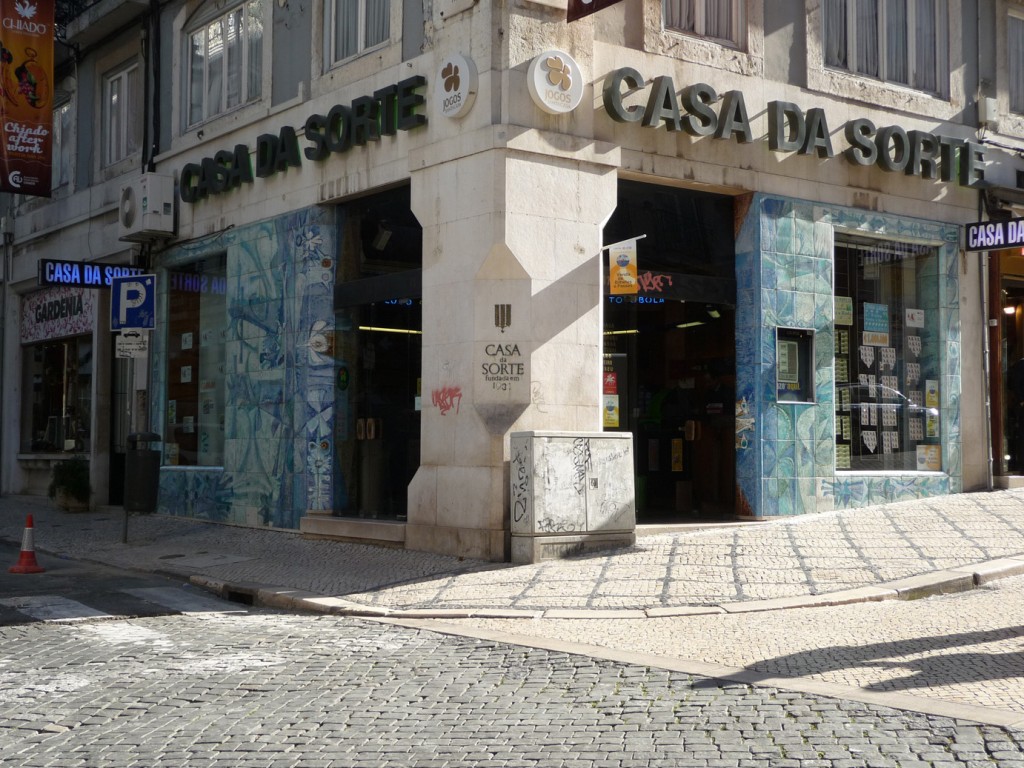 Fotografía de los azulejos de la 'Casa da Sorte' (obra de Querubin Lapa), tomada por Ana Almeida y cedida a sieteLisboas.